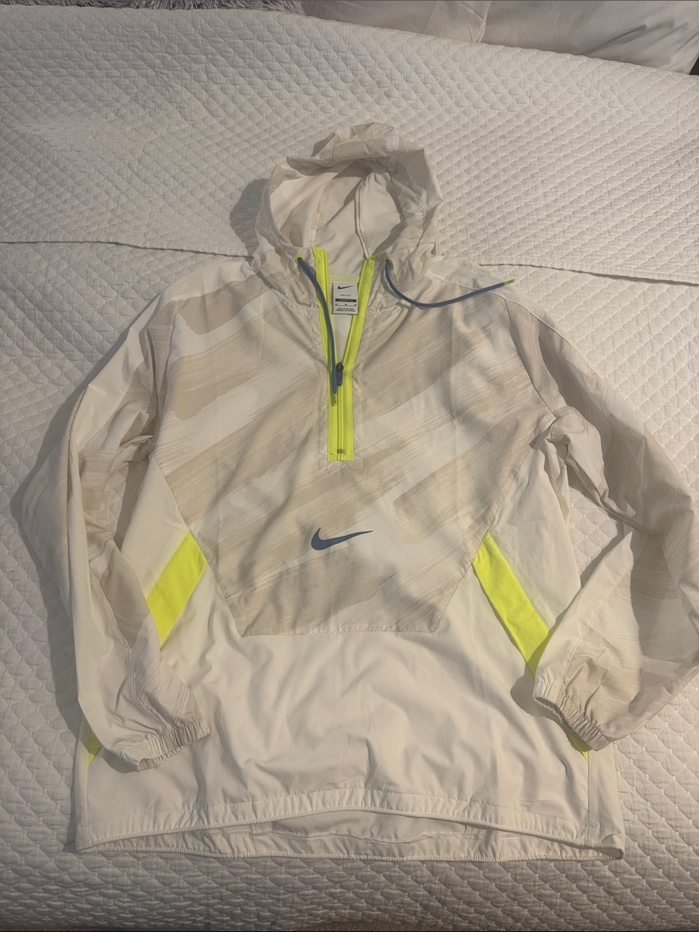 Nike Cream and Neon Yellow Hooded Pullover Windbreaker